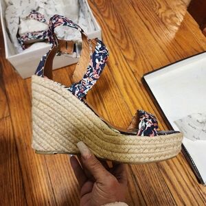 Cupid Navy Floral Wedge Sandals